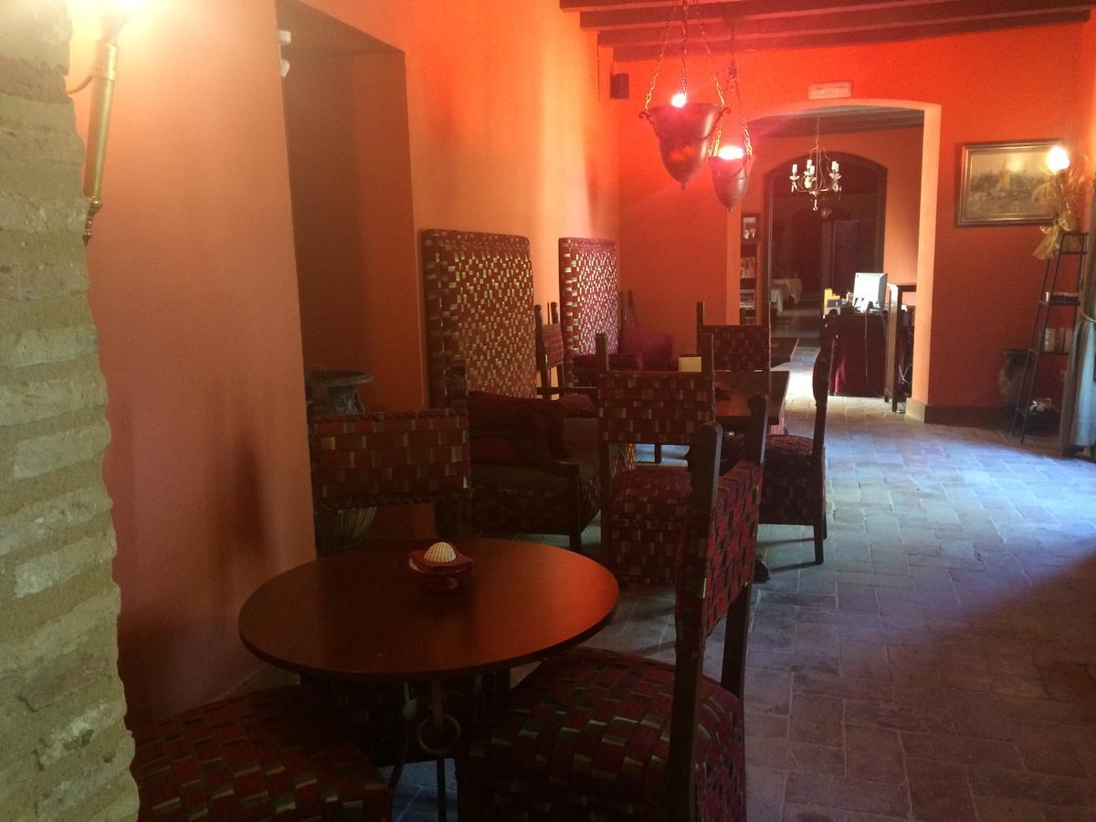 Hacienda Los Jinetes Carmona  Exterior photo
